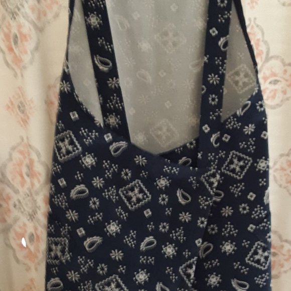 Blue Bandana print Cross Back Apron - Picture 2 of 4